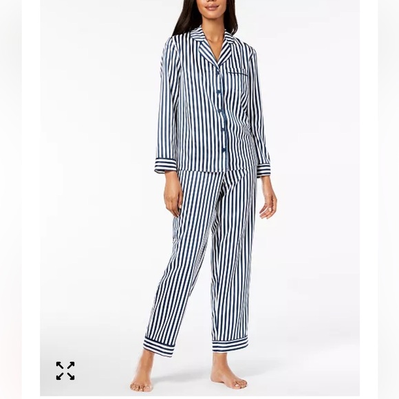 Alfani Other - Alfani Satin Notch Collar Pajama Set Candy Cane Size XL